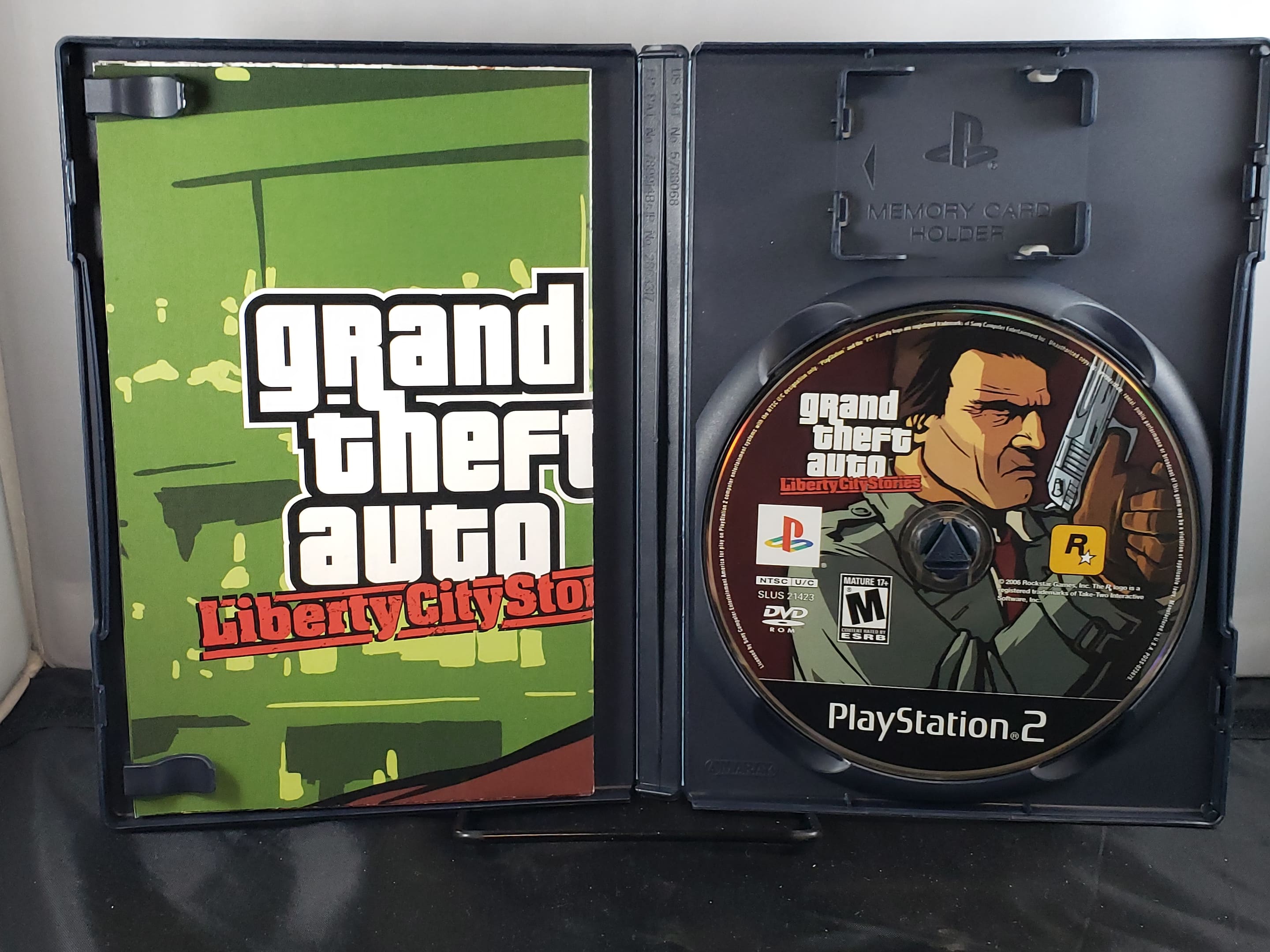 Grand Theft Auto: Liberty City Stories (PS2) : : Video Games