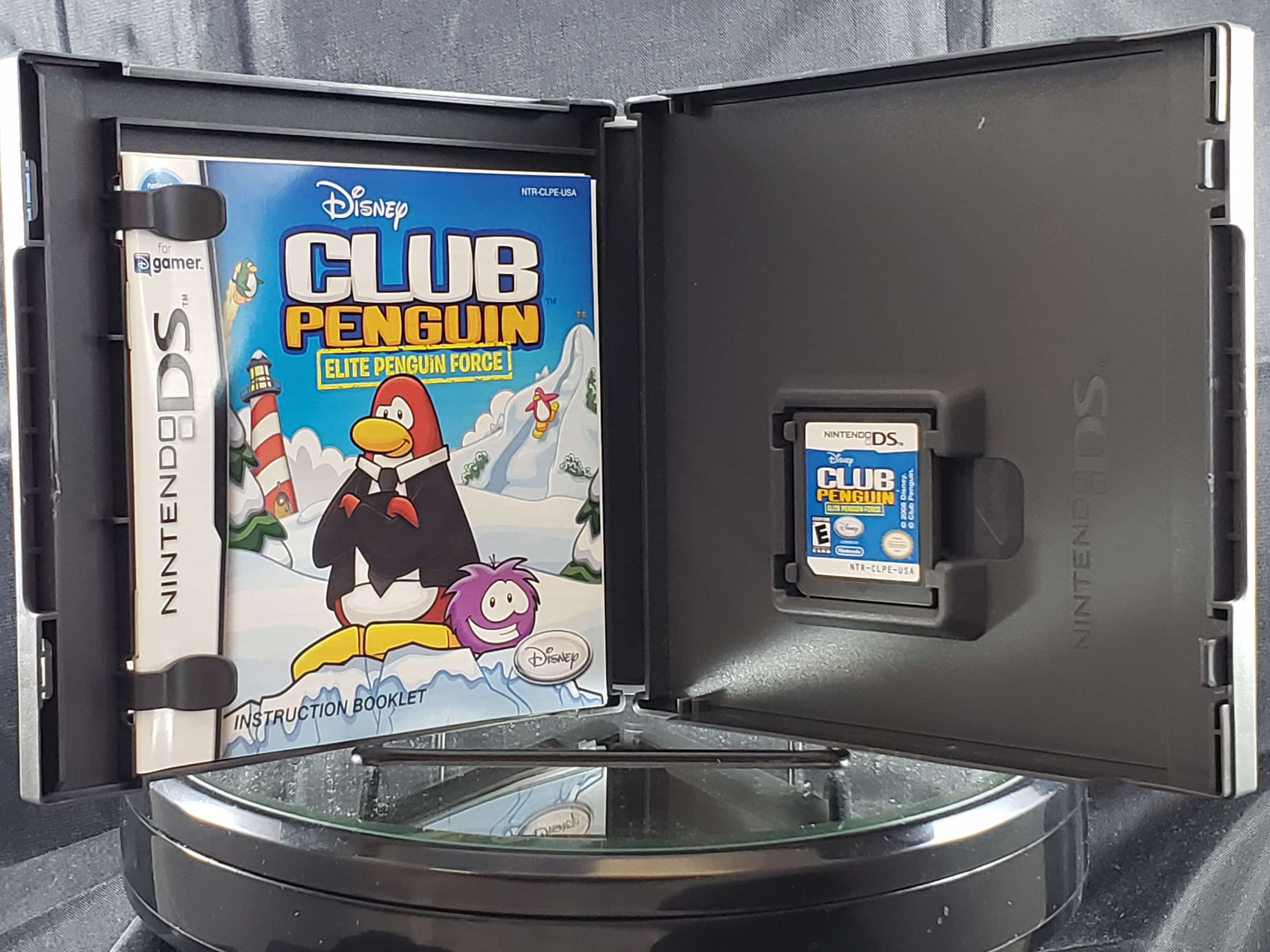 Club Penguin Elite Penguin Force Nintendo Ds